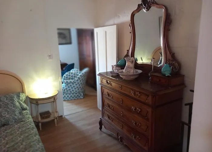 La P\'Tite Maison